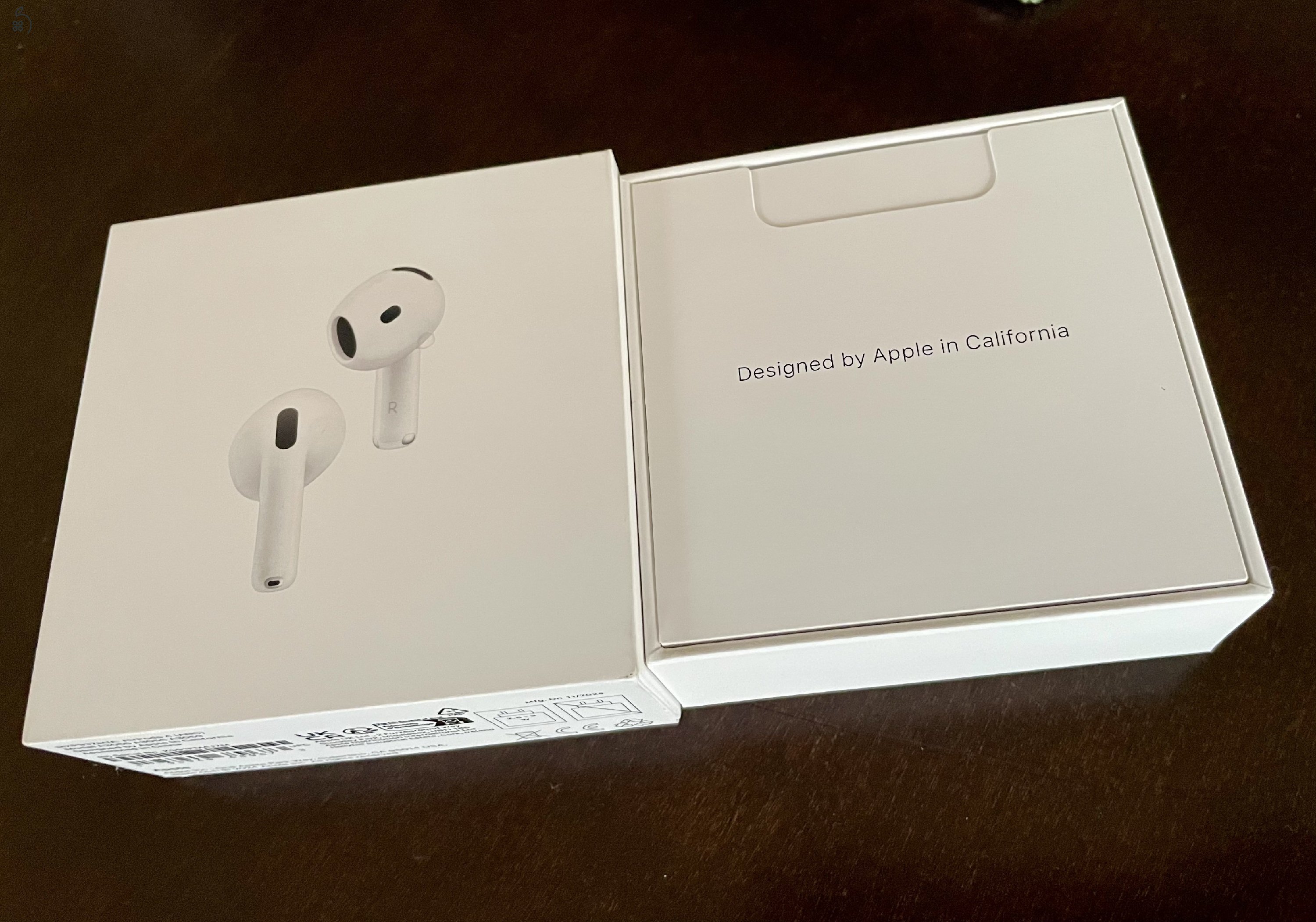 AirPods 4 aktív zajszűréssel