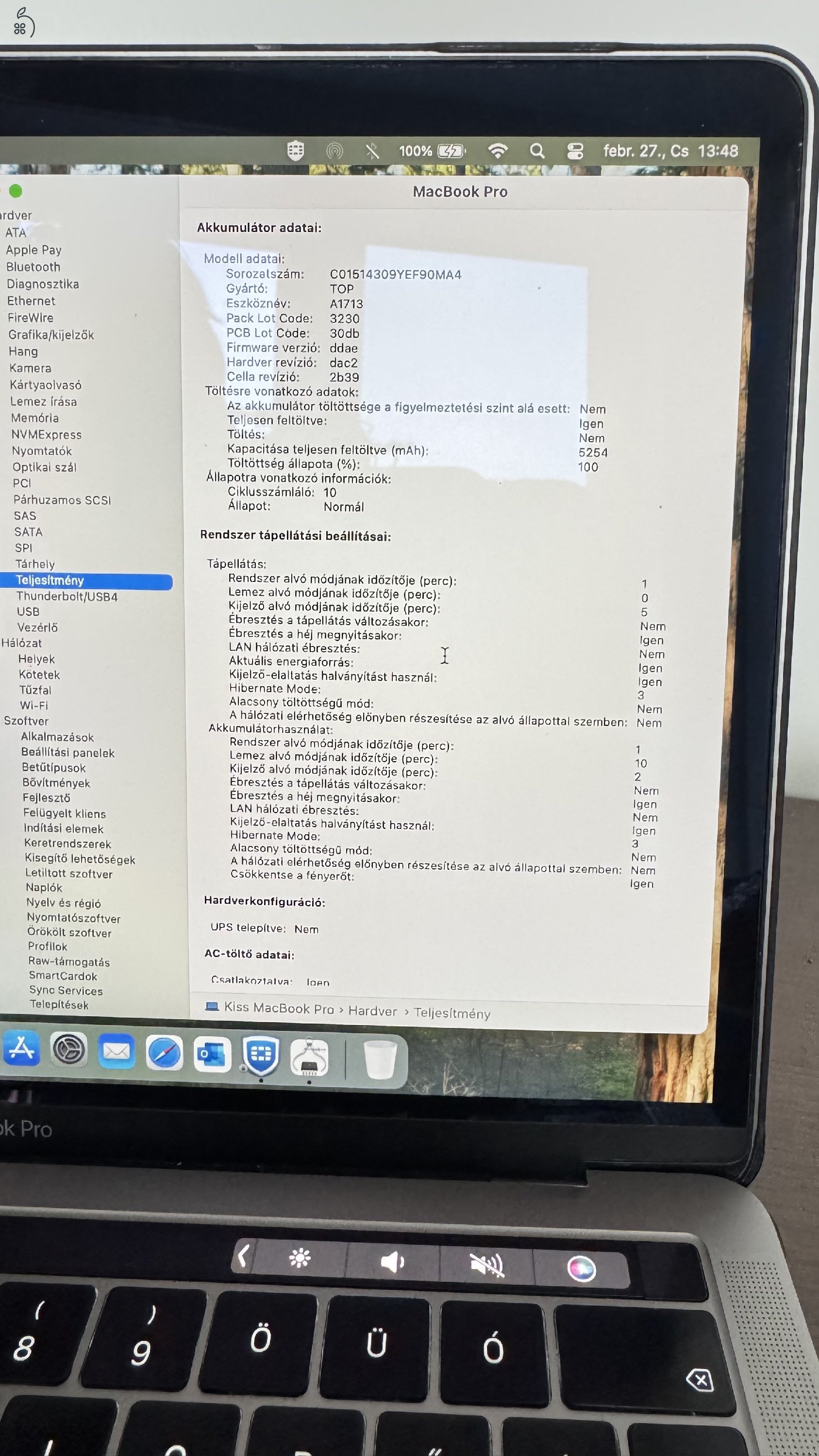 Apple Macbook Pro Touch Bar + új akkuval 6 hó garanciával + opc. extrák, doboz, összes tartozék
