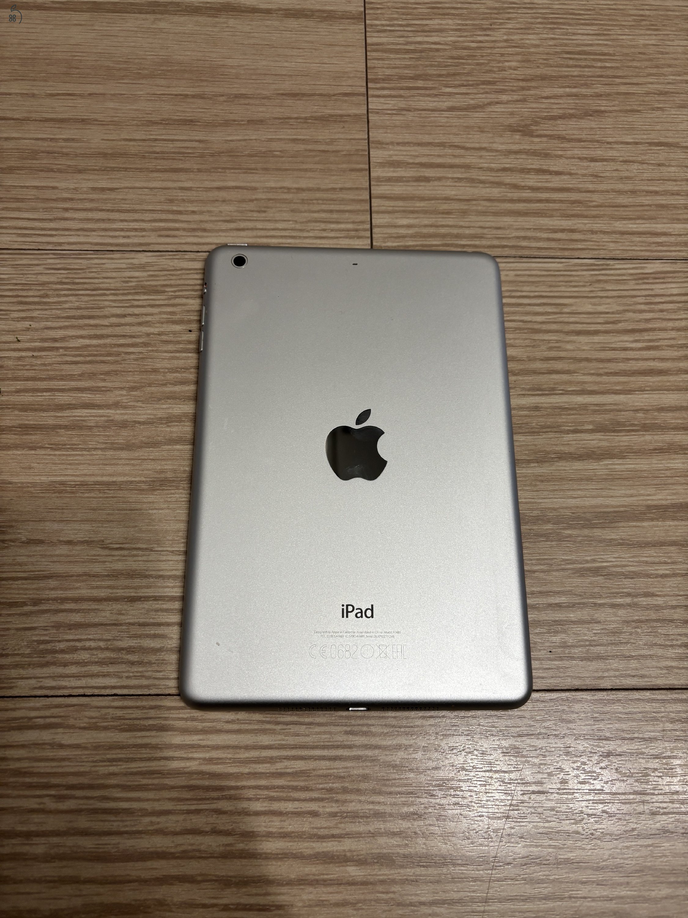 iPad Mini 2 LCD hibás alkatrésznek