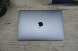 Apple Macbook Pro 13 M1 - 2020 - Használt, karcmentes