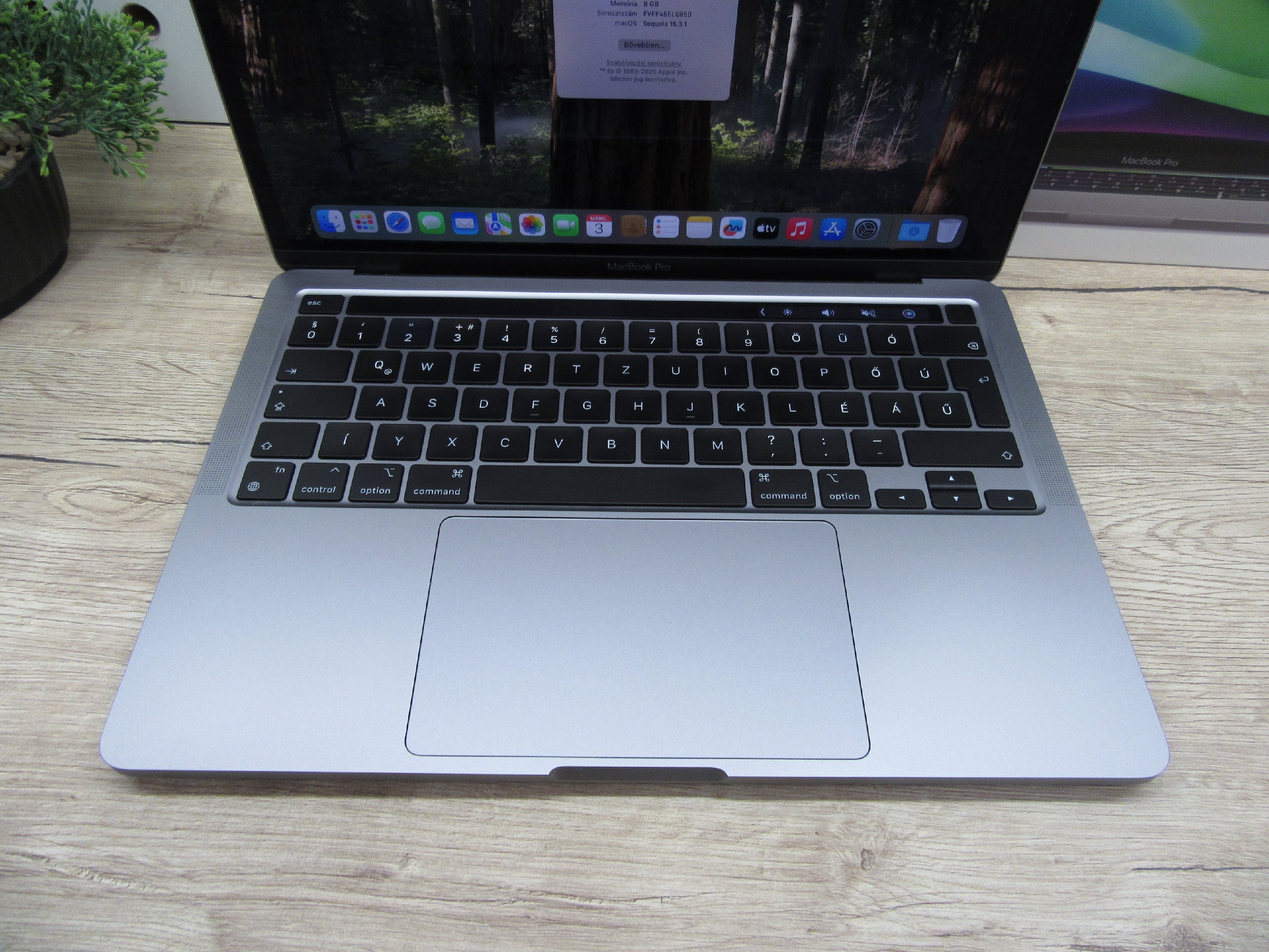 Apple Macbook Pro 13 M1 - 2020 - Használt, karcmentes