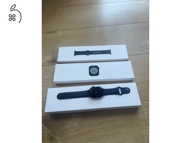 Eladó Apple Watch S8, Midnight, 41 mm 