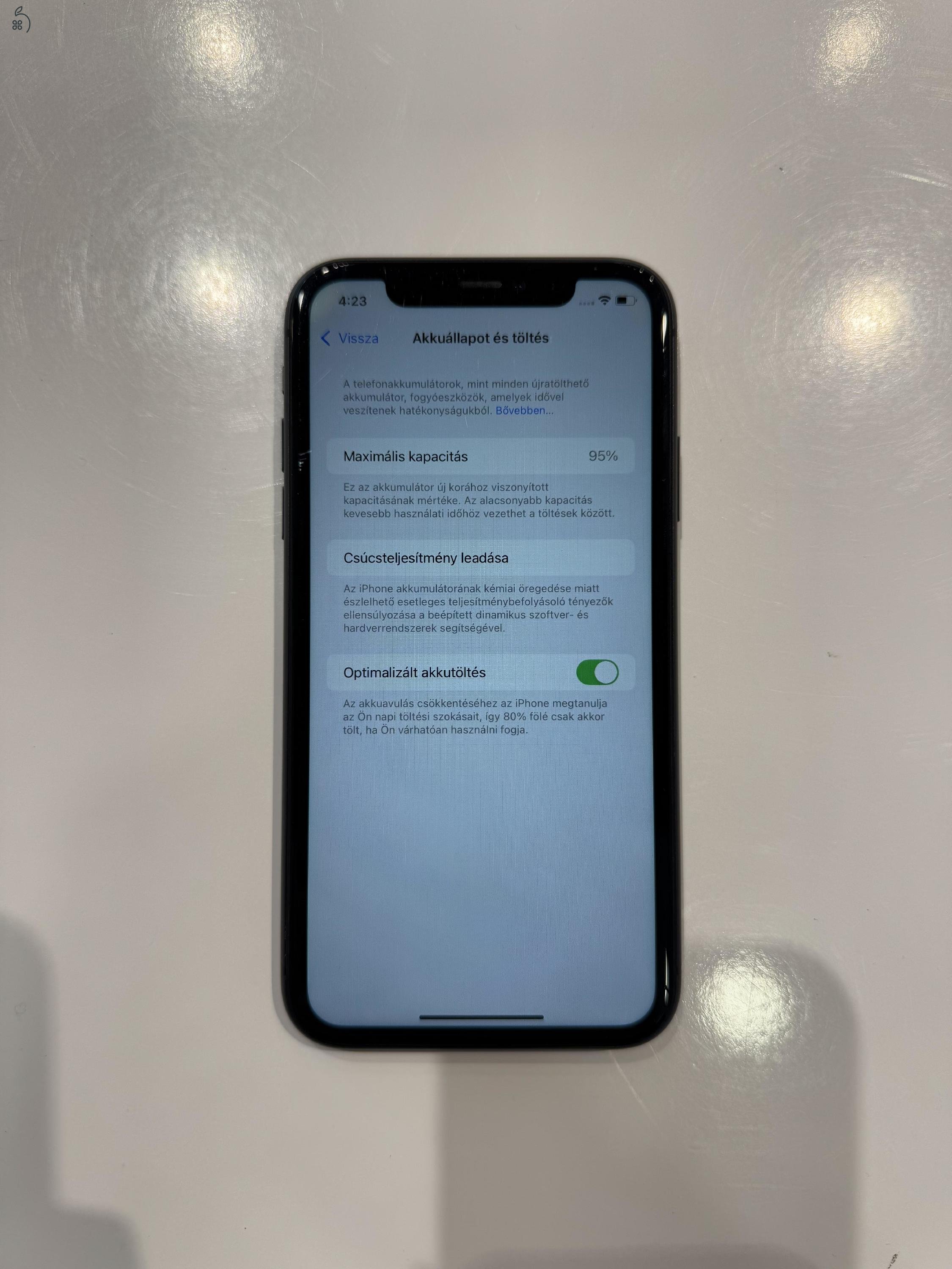 iPhone 11 fekete 128gb 95% akku