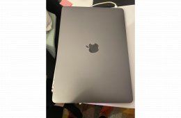 Macbook Pro 13” 2017, i5, 16GB, 256 GB