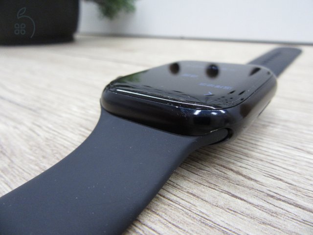 Apple Watch 7 - 45 mm - Használt, megkímélt