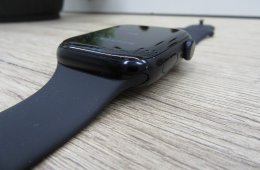 Apple Watch 7 - 45 mm - Használt, megkímélt