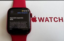 Apple Watch  8 e-SIM product RED 45mm Piros