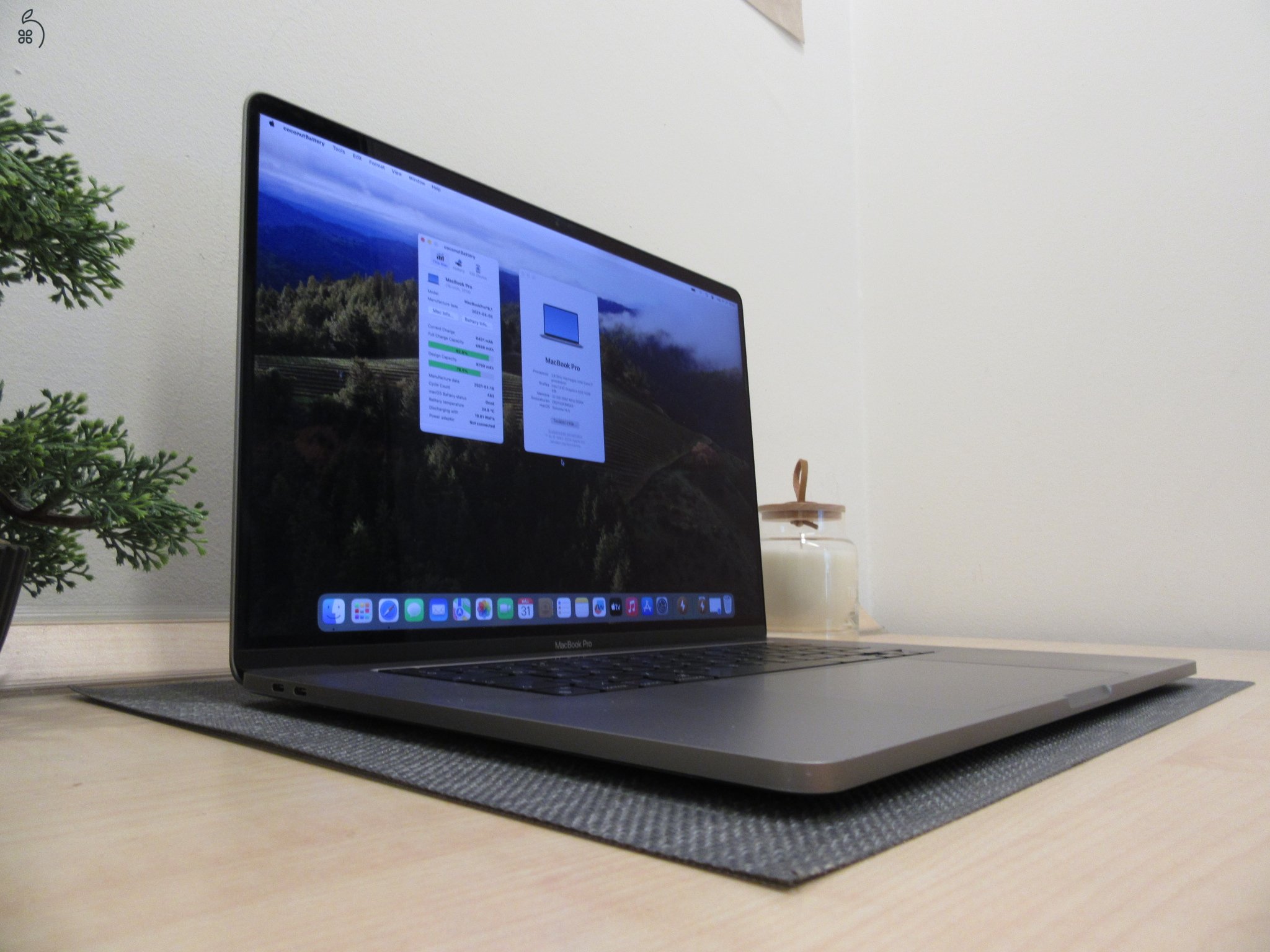 Apple Retina Macbook Pro 16 - 2019 - Használt, megkímélt