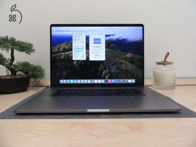 Apple Retina Macbook Pro 16 - 2019 - Használt, megkímélt