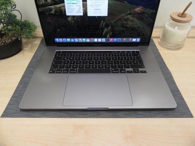 Apple Retina Macbook Pro 16 - 2019 - Használt, megkímélt