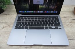  Apple Macbook Pro 13 M1 Touchbar - 2020 - Használt, megkímélt 