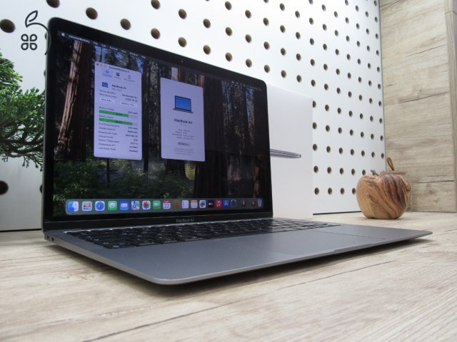 Apple Macbook Air 13 M1 - 2020 - Használt, megkímélt