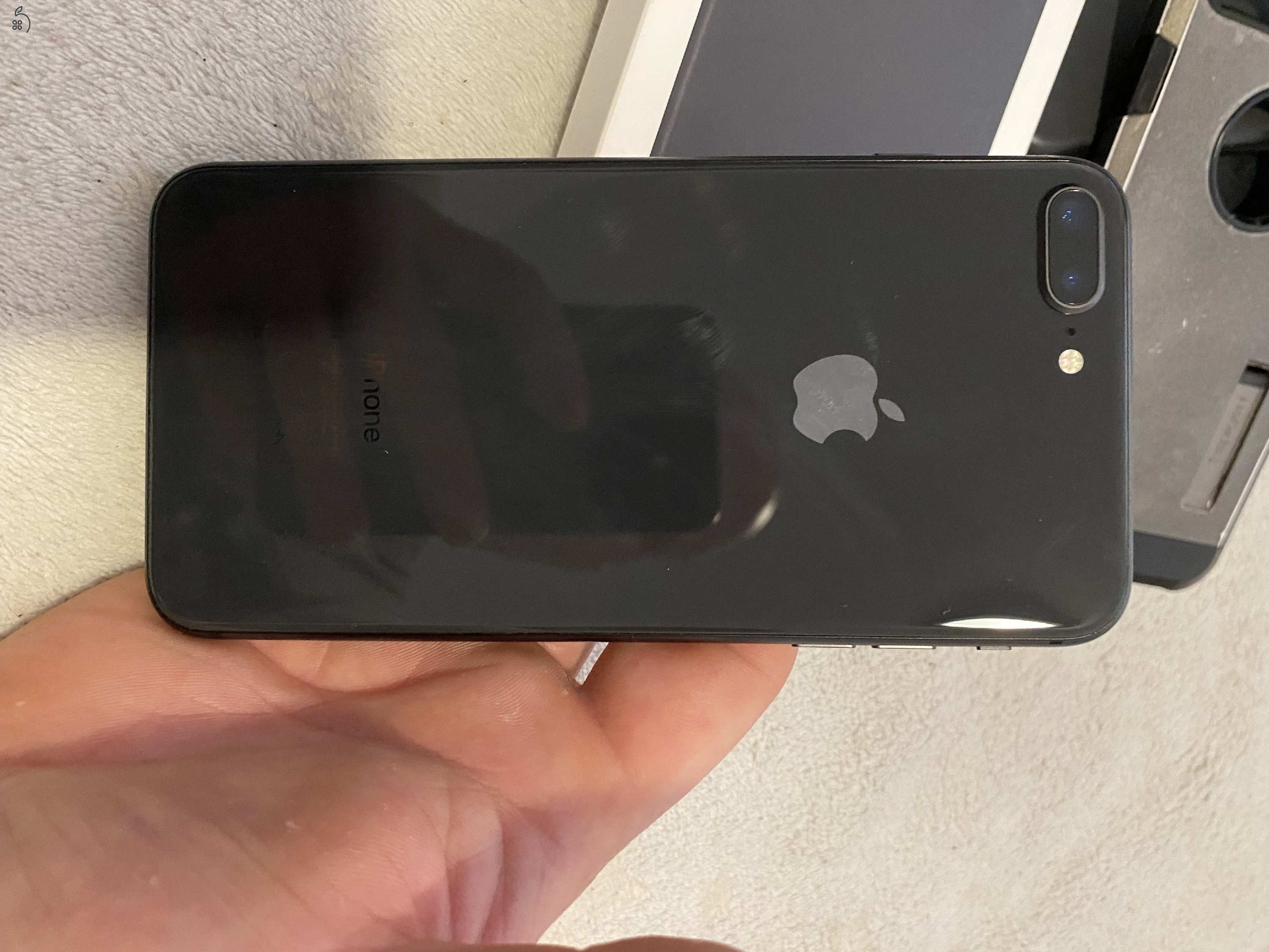 iPhone 8 Plus 64gb újszerű 