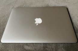 Apple Macbook 2017 13''