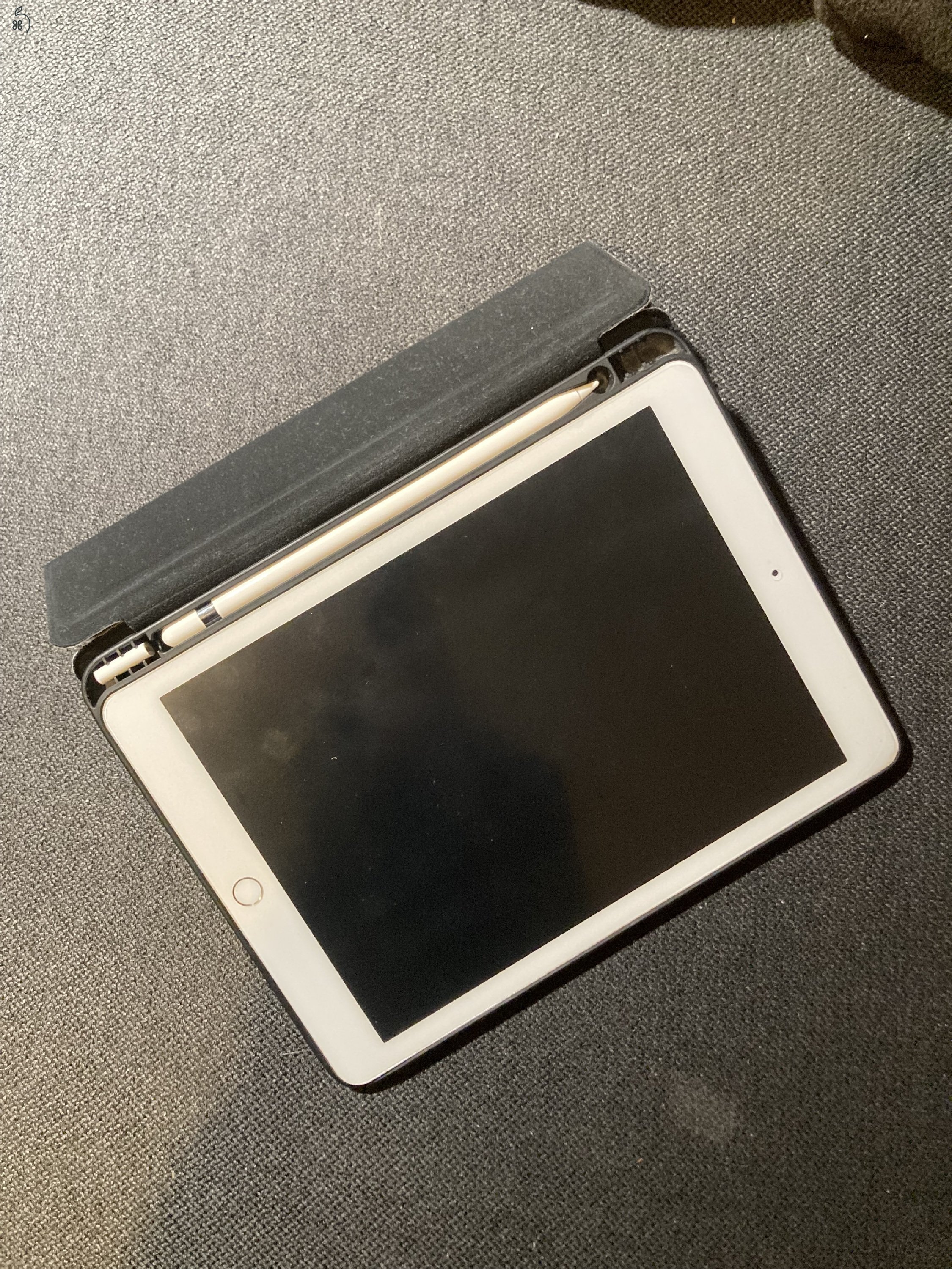 iPad (6. generációs) Apple pencillel