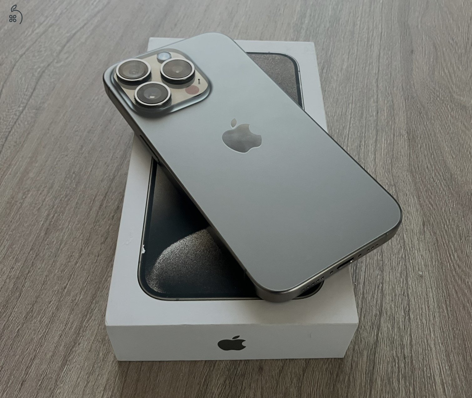 iPhone 15 Pro 256GB Natural Titanium, Független, Gyönyörű állapot, ajándék tok+fólia