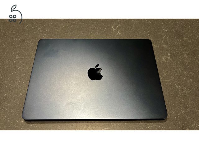 Macbook Air M2, 8G RAM, 256G SSD - karcmentes, hibátlan