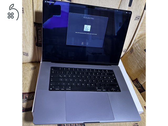 MacBook Pro 16