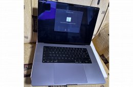 MacBook Pro 16