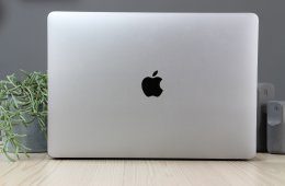 Apple Macbook Pro 13