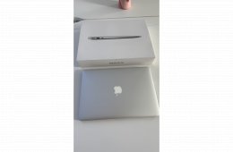 Használt MacBook Air 13 eladó. 