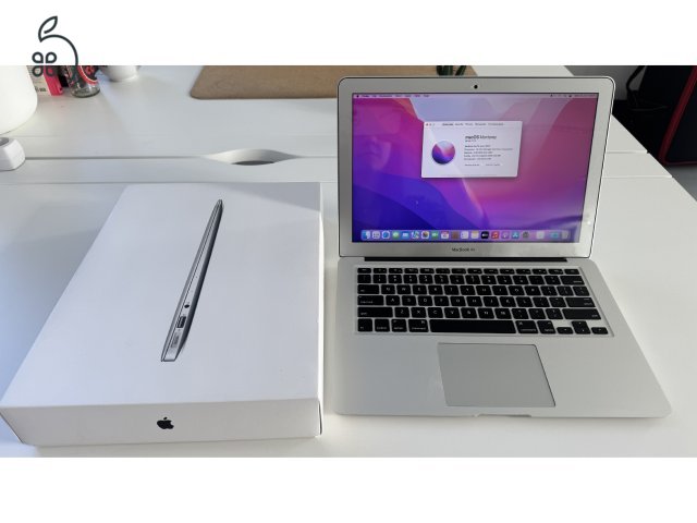 Használt MacBook Air 13 eladó. 