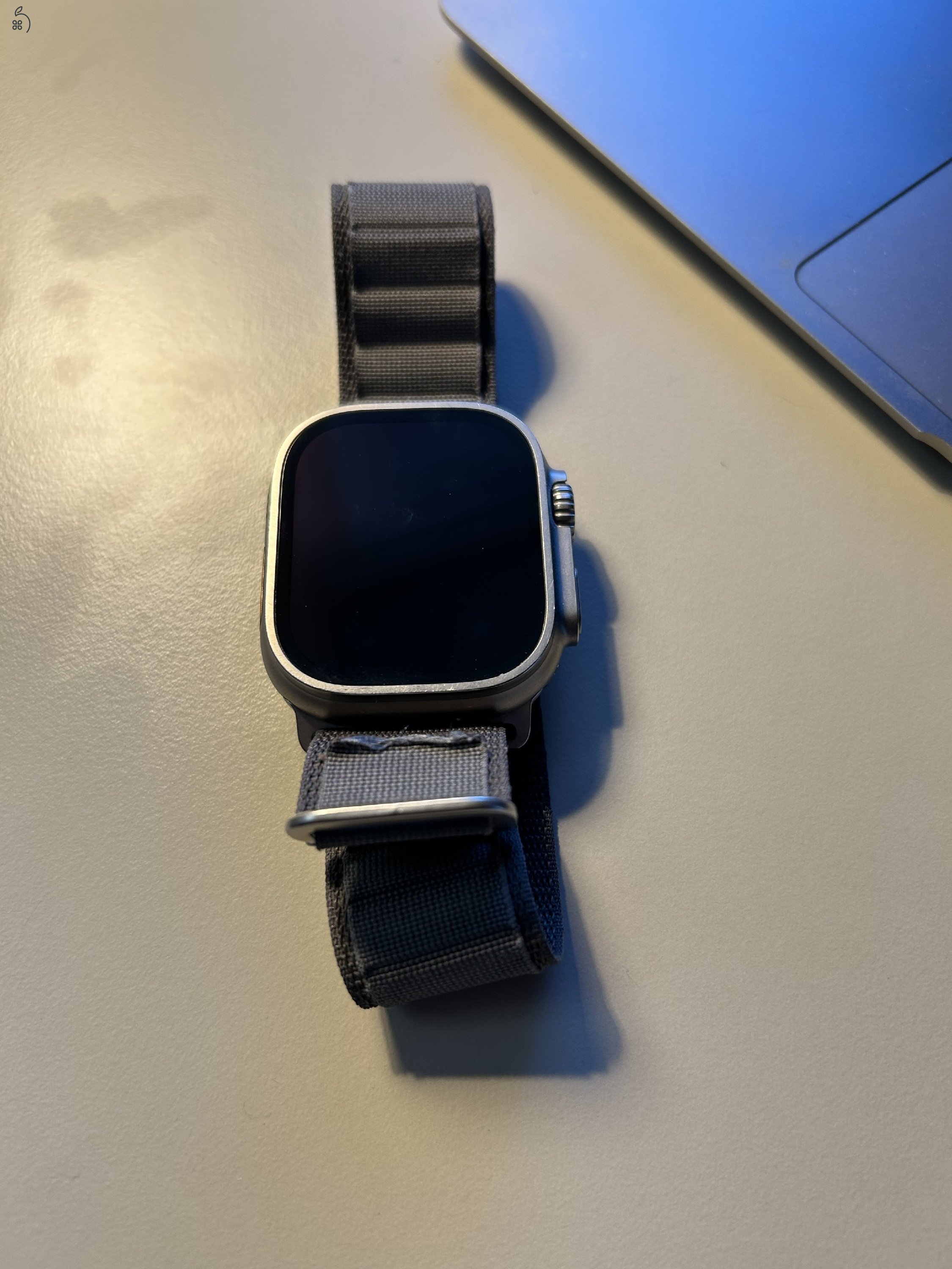 Apple Watch Ultra szép állapotban