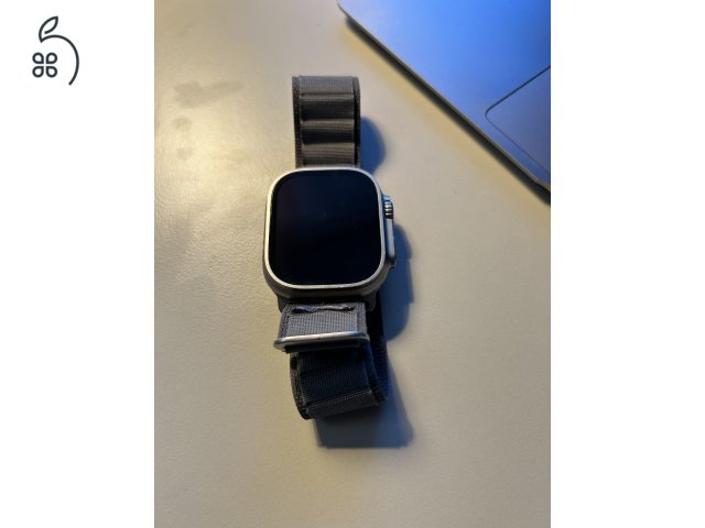 Apple Watch Ultra szép állapotban