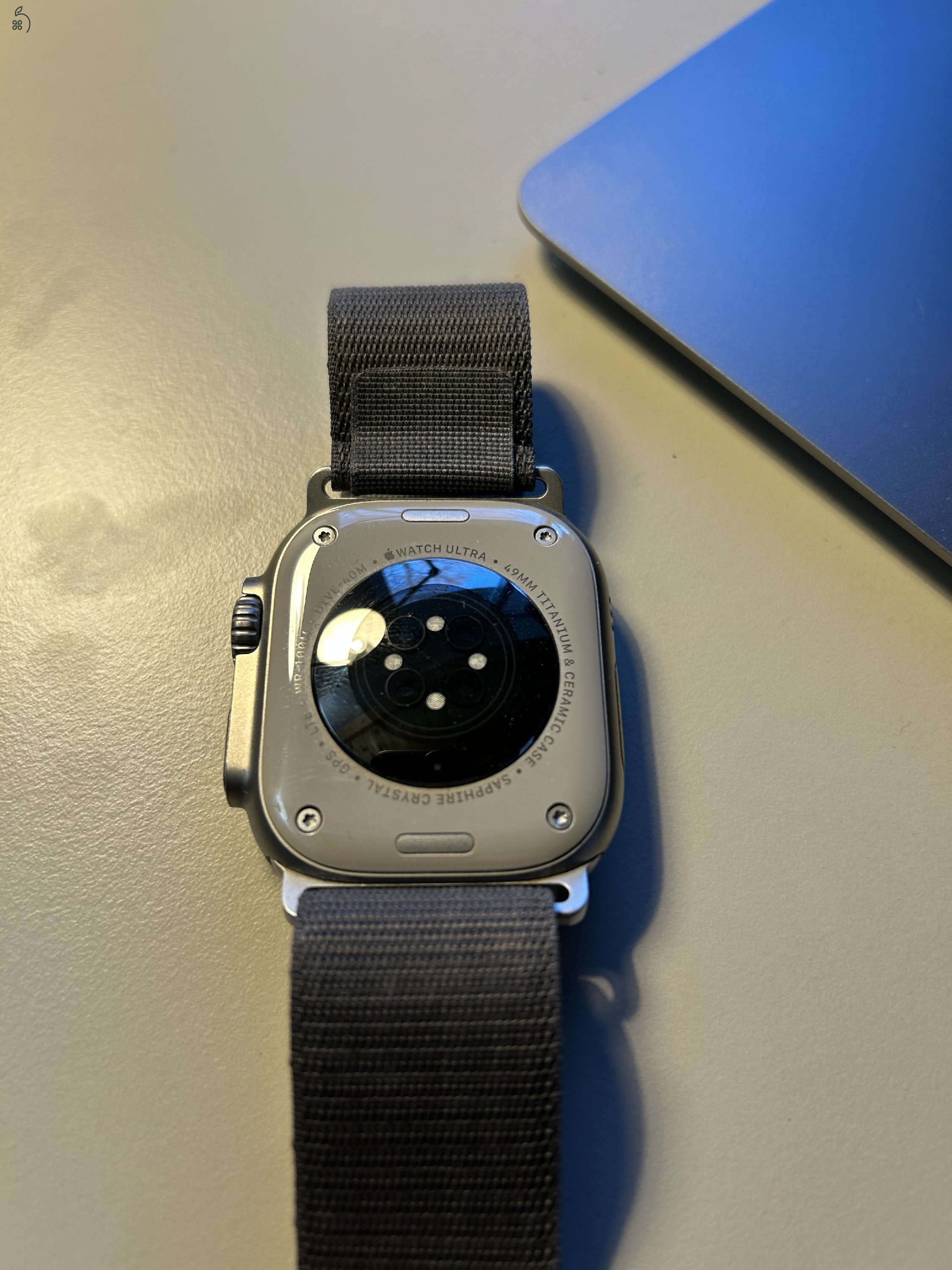 Apple Watch Ultra szép állapotban