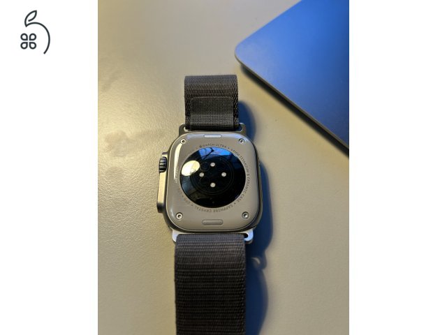 Apple Watch Ultra szép állapotban