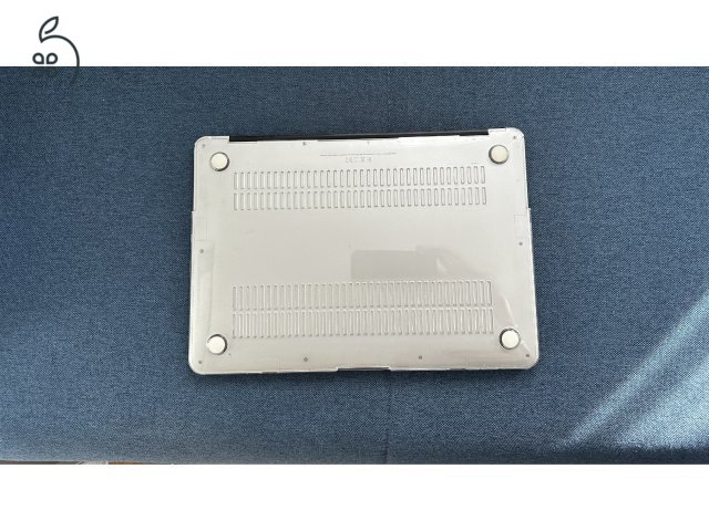 Eladó 13” macbook air  friss akkuval