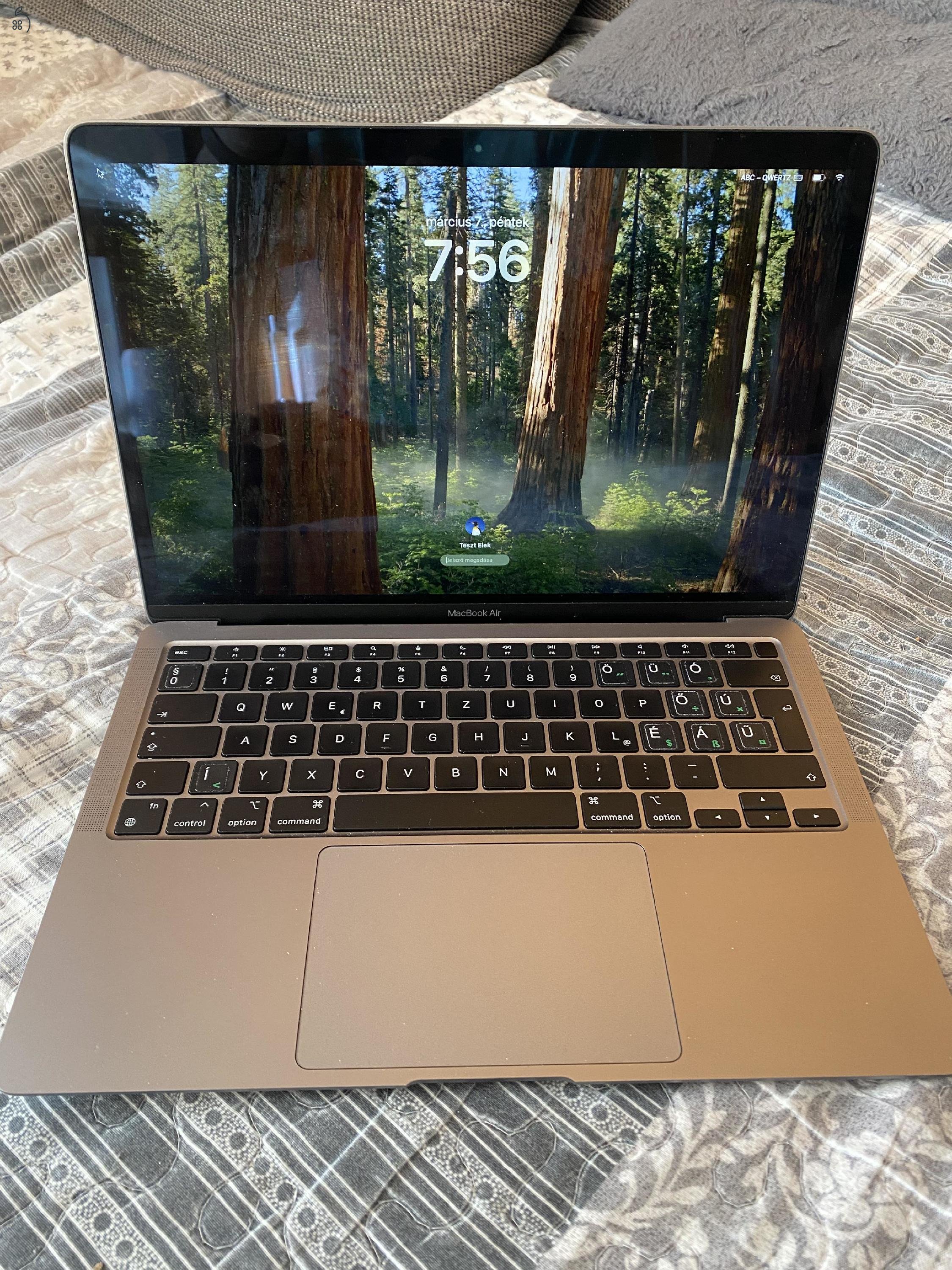 Eladó M1 MacBook Air 2020 256gb SSD 8GB RAM - 35 ciklus