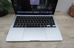 Apple Macbook Air M2 - 2022 - Használt, karcmentes