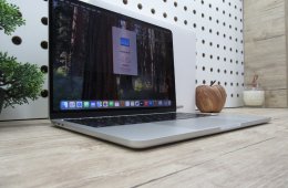 Apple Macbook Air M2 - 2022 - Használt, karcmentes