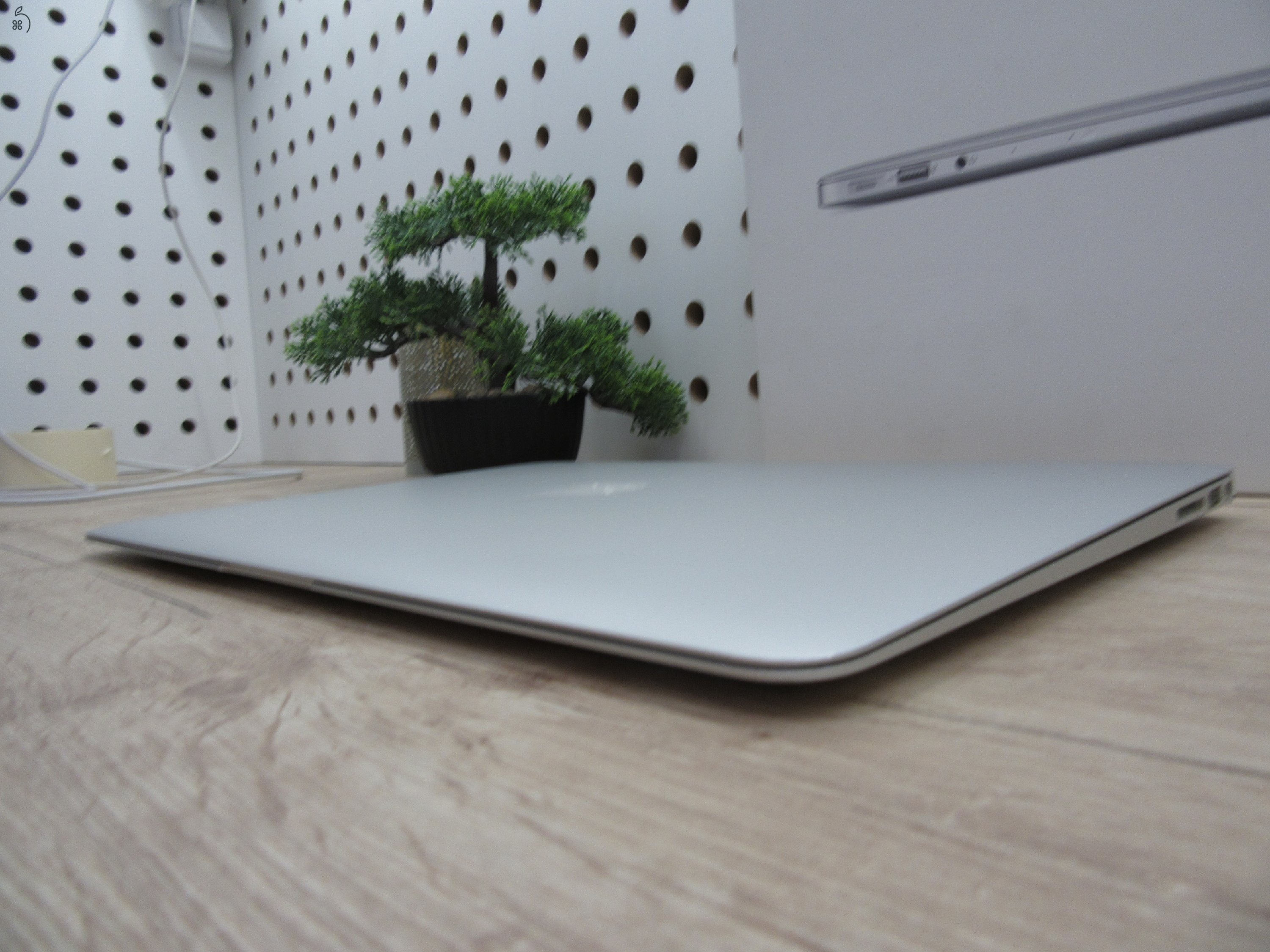 Apple Macbook Air 13 - 2015 - Használt, karcmentes