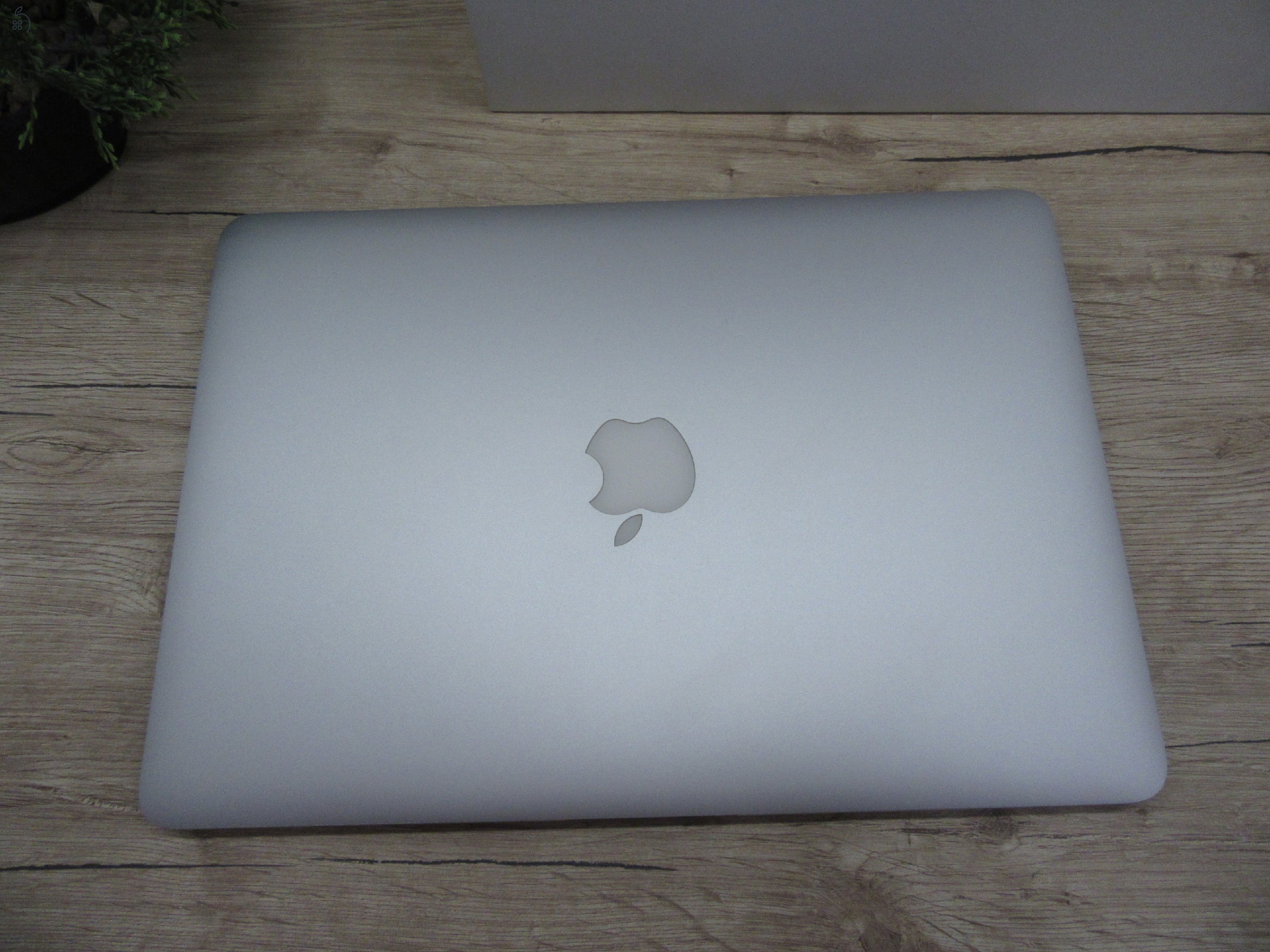 Apple Macbook Air 13 - 2015 - Használt, karcmentes