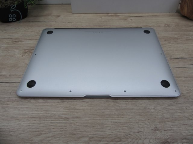 Apple Macbook Air 13 - 2015 - Használt, karcmentes