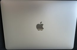 MacBook Air M1 8/256 61 ciklus 94% akku