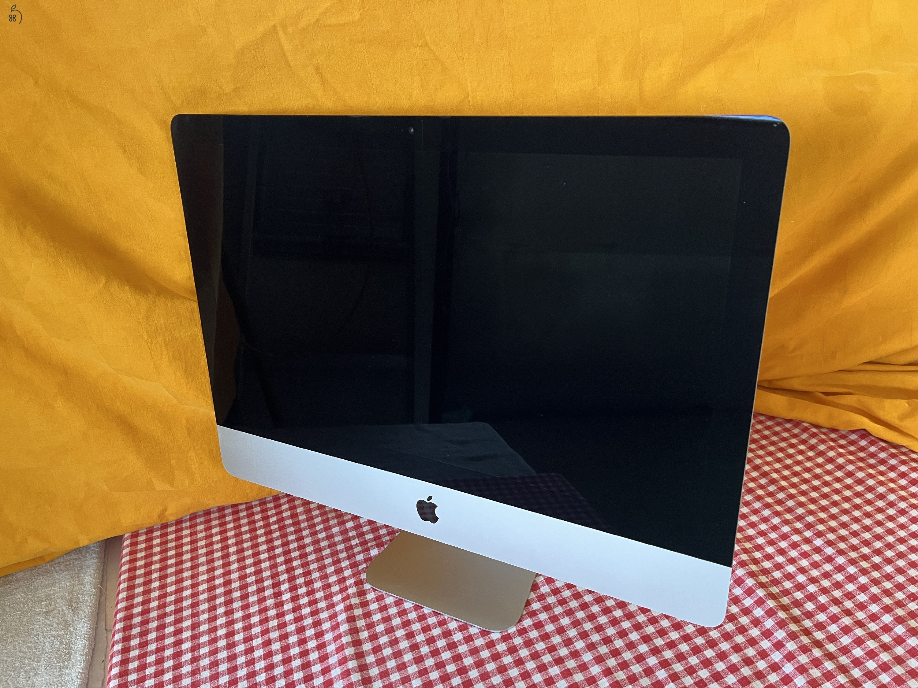  iMac 21,5