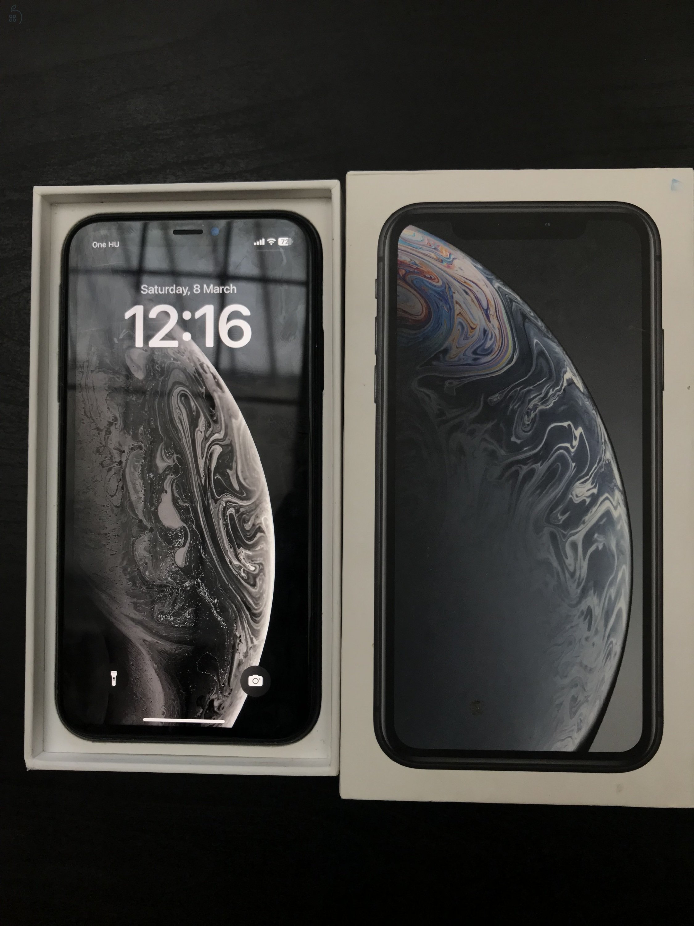 iPhone XR