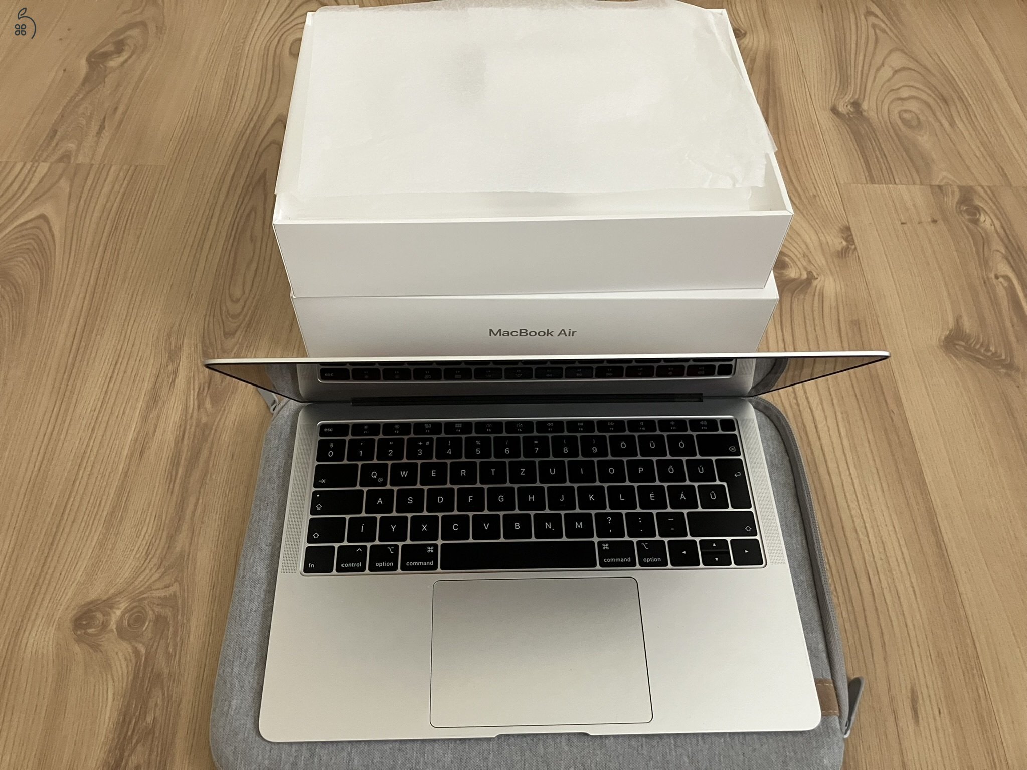 Eladó újszerű MacBook Air Retina 2018