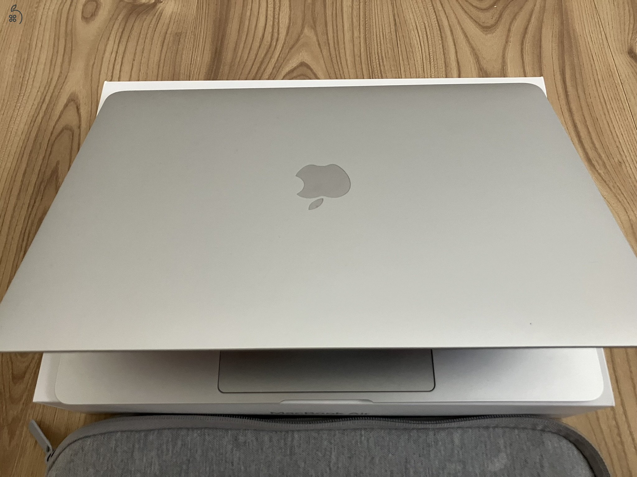 Eladó újszerű MacBook Air Retina 2018