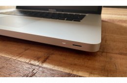 Macbook Pro 2011 15