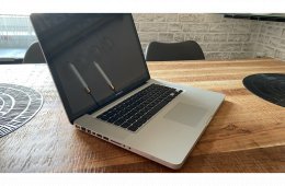 Macbook Pro 2011 15