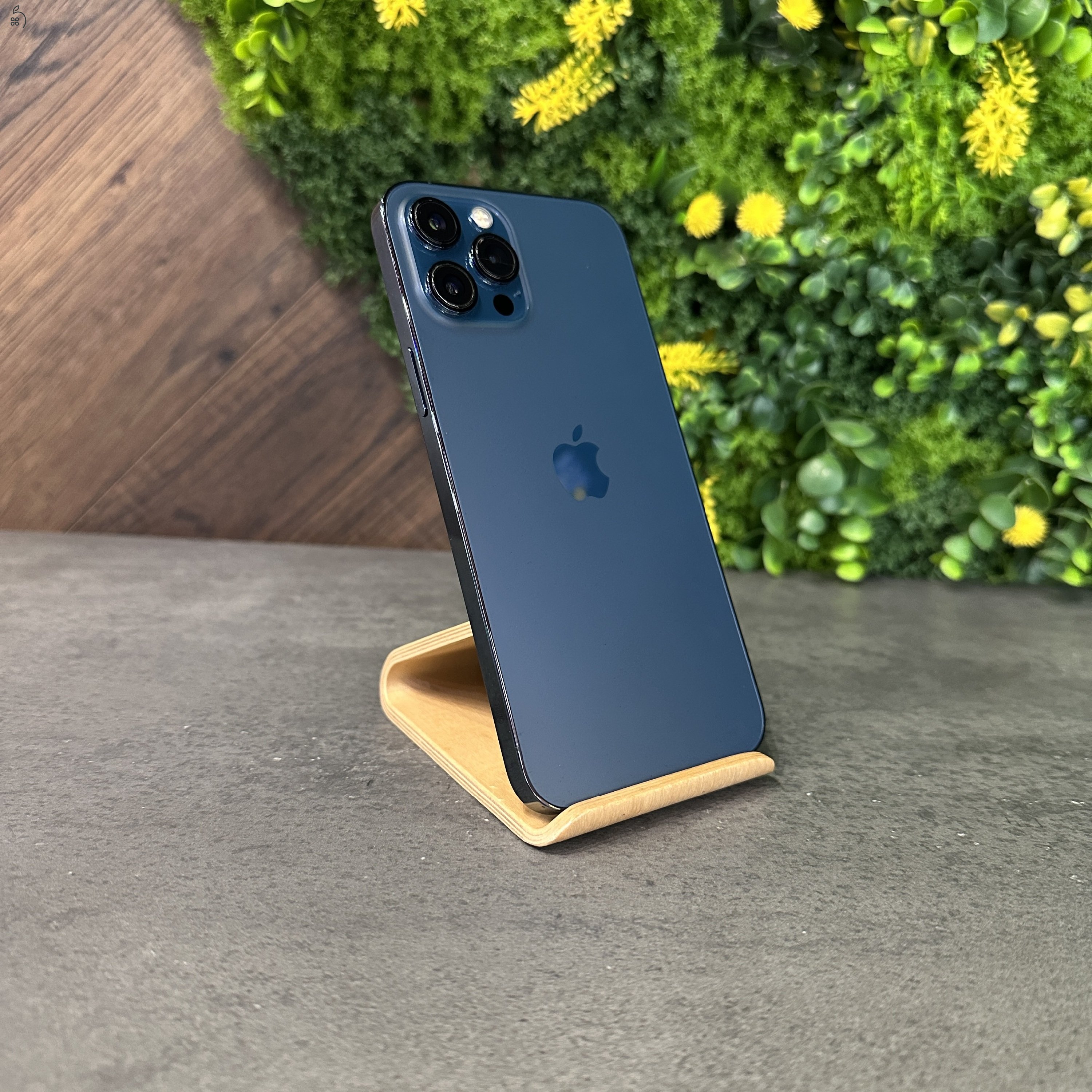 Használt Apple iPhone 12 Pro Max 256GB Pacific Blue, új akkuval, független! - 1 év iON garanciával!