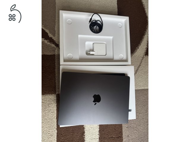 Szinte Új Macbook Pro 14' Black M3 Pro /18Gb ram/512Gb SSD 3 év apple garancia