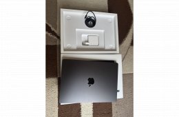 Szinte Új Macbook Pro 14' Black M3 Pro /18Gb ram/512Gb SSD 3 év apple garancia