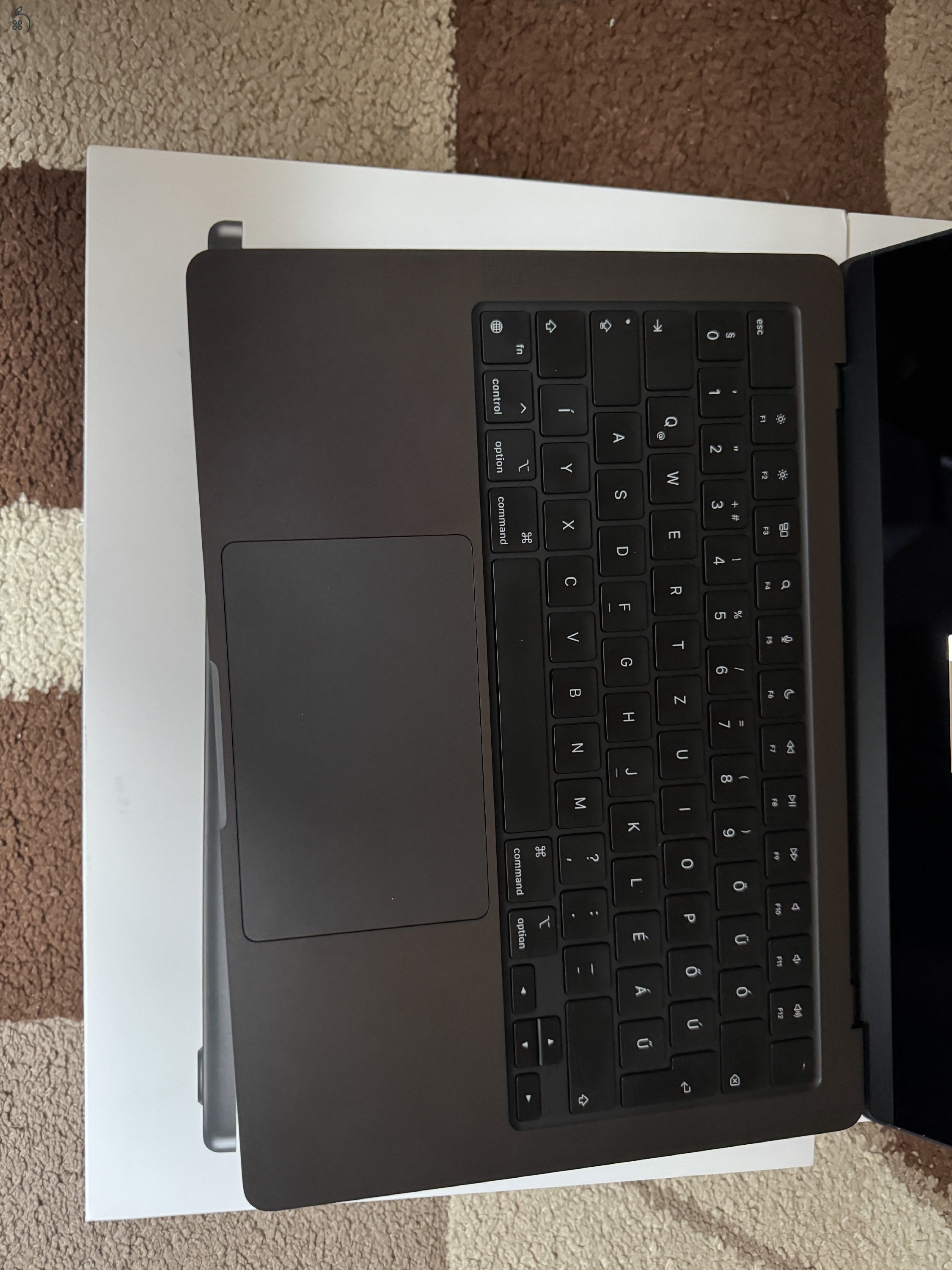 Szinte Új Macbook Pro 14' Black M3 Pro /18Gb ram/512Gb SSD 3 év apple garancia