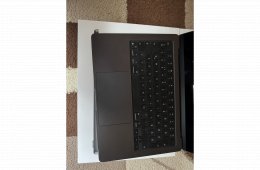 Szinte Új Macbook Pro 14' Black M3 Pro /18Gb ram/512Gb SSD 3 év apple garancia