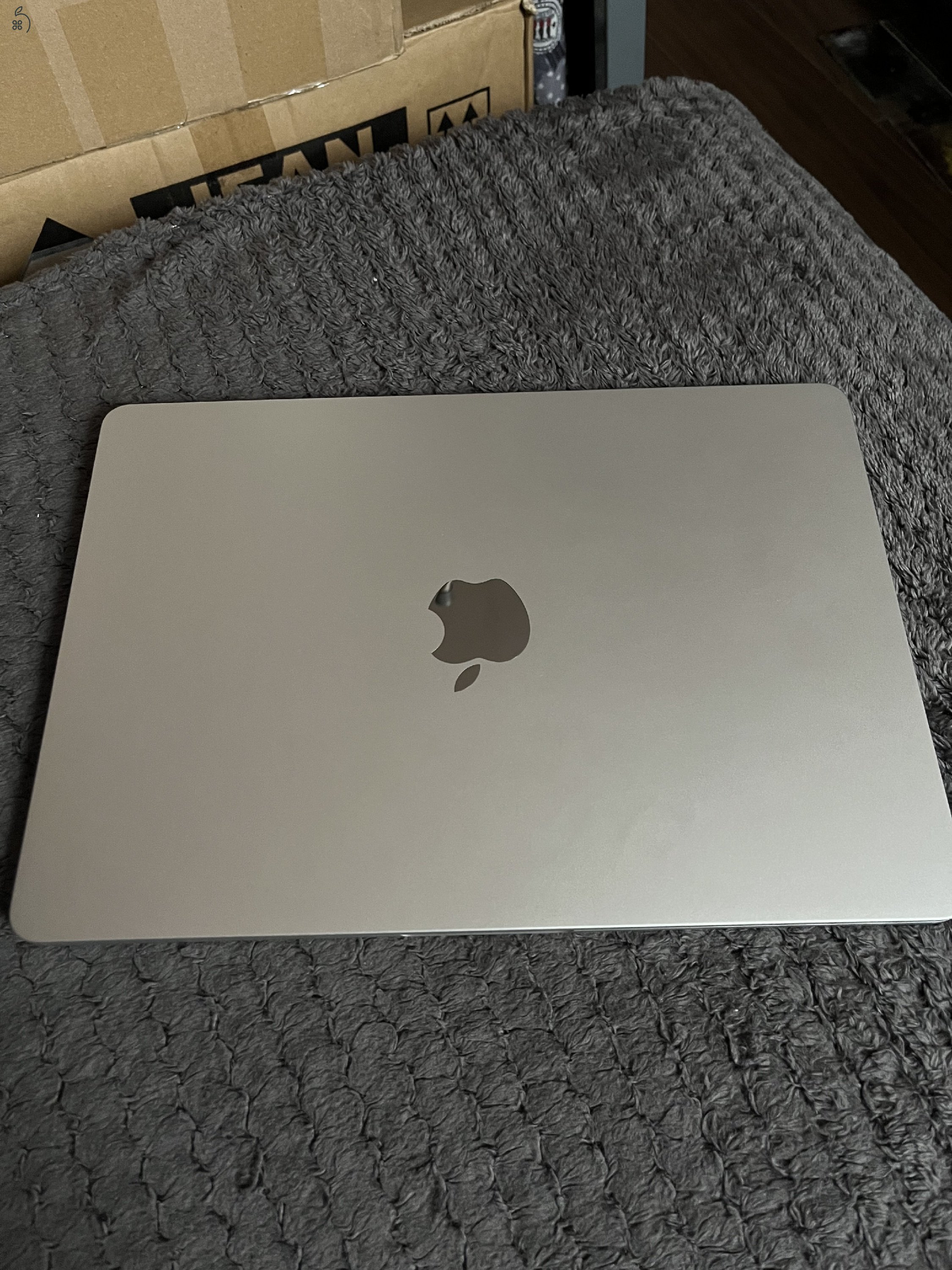 MacBook air 2022 M2 13 col, Garanciás 30 ciklus!!